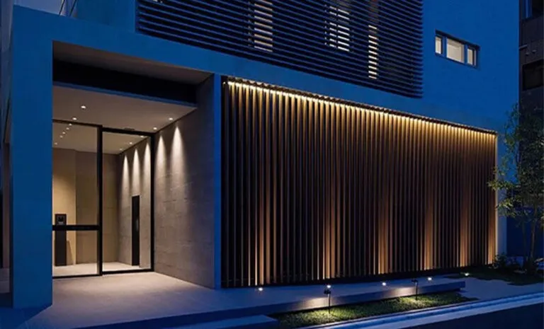 Modern facade lighting